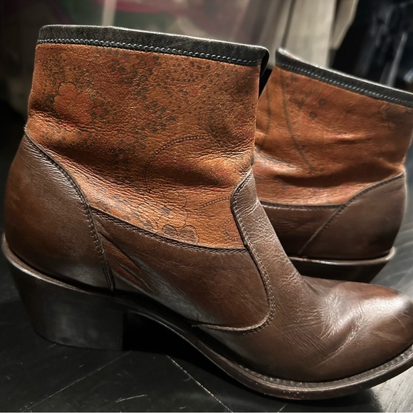 J.B. Dillon Women’s Dark Brown western Ankle Boots - Picture 3 of 8